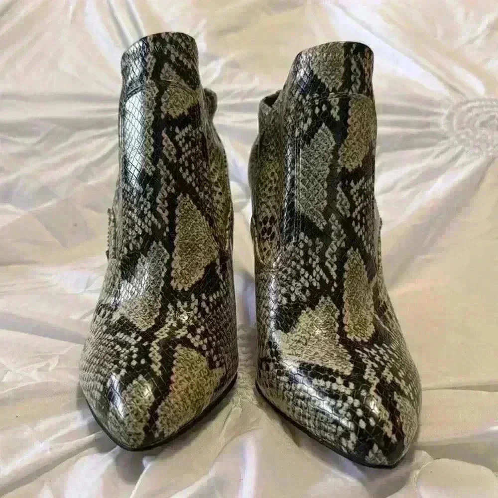 Franco Sarto Booties Snakeskin Print Size 7